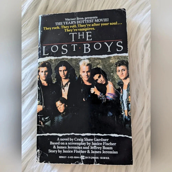 Berkley Books Other - The Lost Boys Paperback Book Movie Tie-In RARE Craig Shaw Gardner 1987 Horror